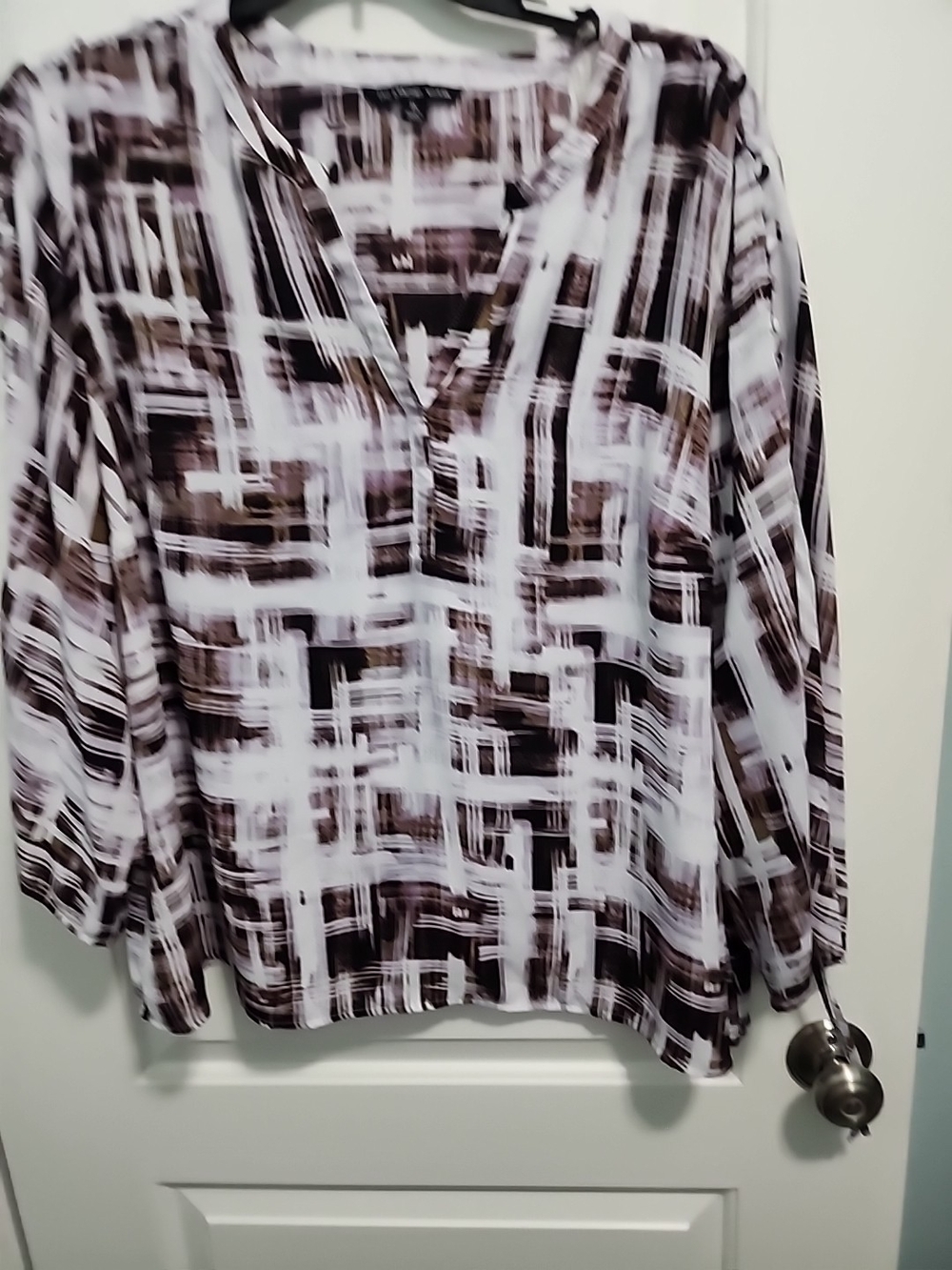 Zac & Rachel Brown and White Abstract V-Neck Blouse
